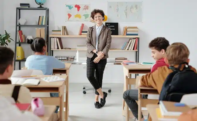 Estas son las 5 características que debe tener la formación del profesorado para que sea eficaz formación interna eficaz
