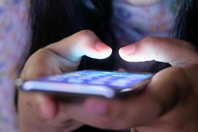 ¿Sientes que dependes demasiado del móvil? Este es el método que tienes que seguir qué es appstinence