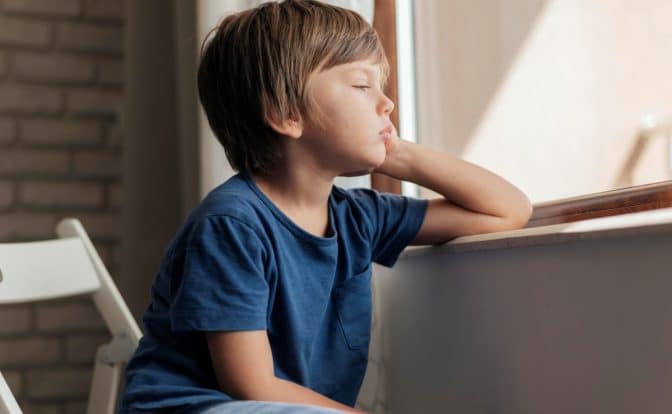 Estas son las señales de que tu hijo no está durmiendo bien sueño en menores