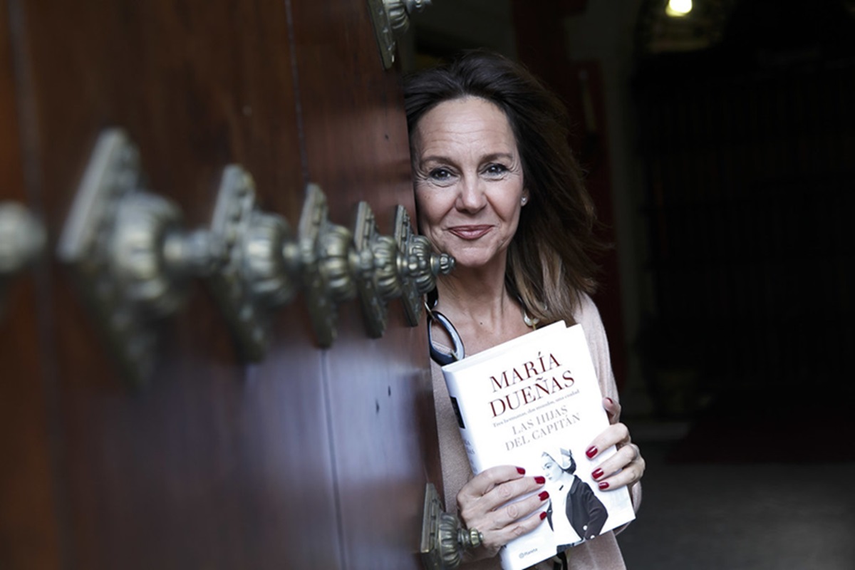 María Dueñas