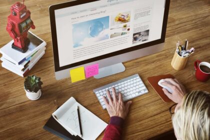 cuánto cuesta mantener un alojamiento web