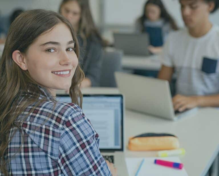Conseguir licencias de IntralíneasPRO gratis