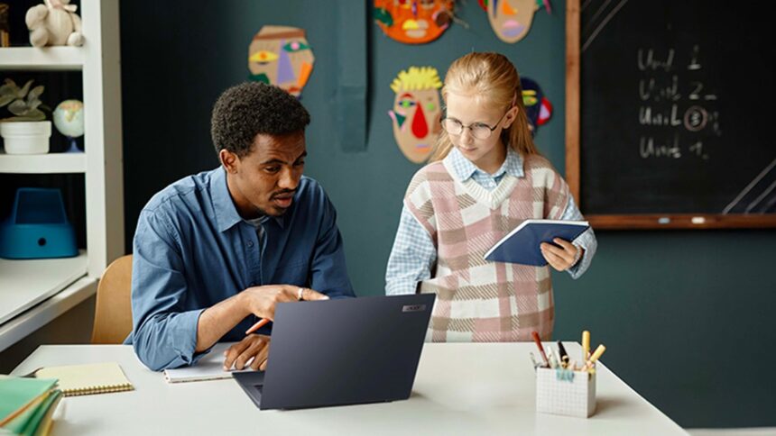 Equipos para redefinir el uso de la IA en las aulas