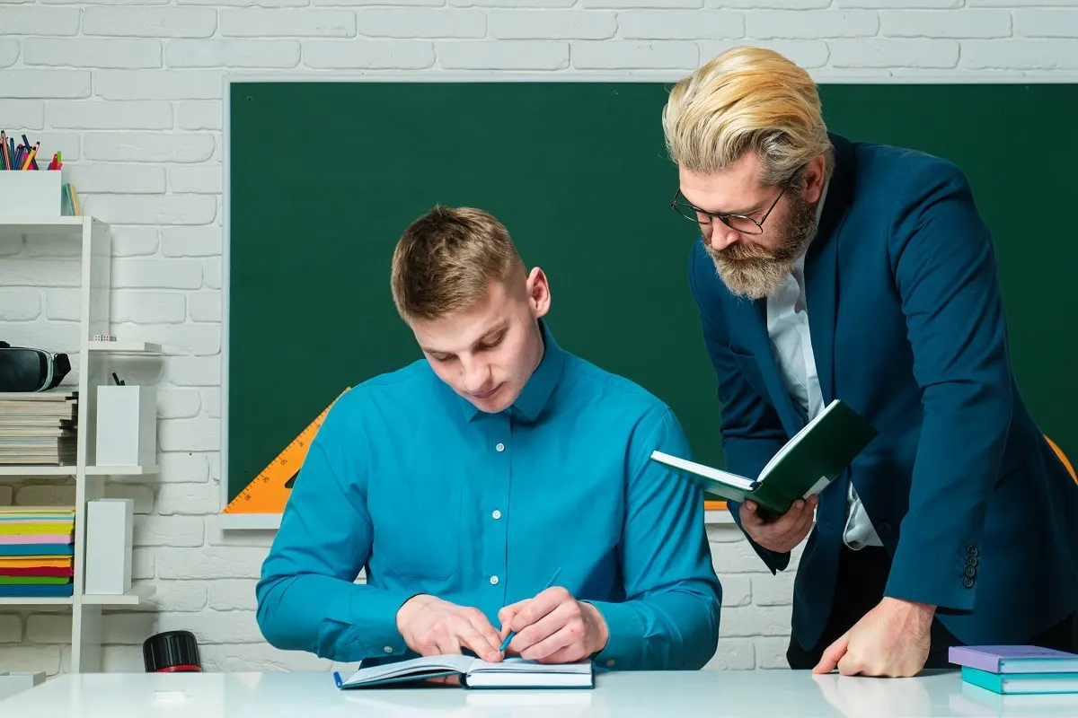 cómo evaluar a los estudiantes que usan IA