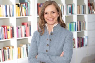 Sobre impacto de la inteligencia artificial en la educación: Sarah Henkelmann-Hillebrand (Epson Europe)