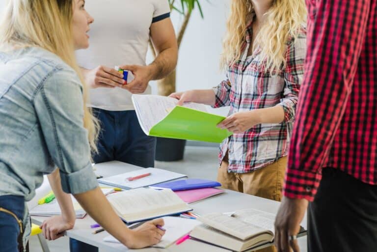 estrategias liderazgo educativo