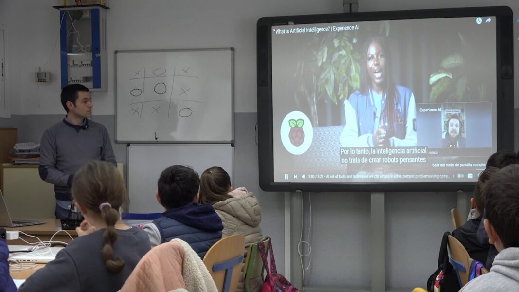 curso ‘Aplicar Experience AI’ en el aula